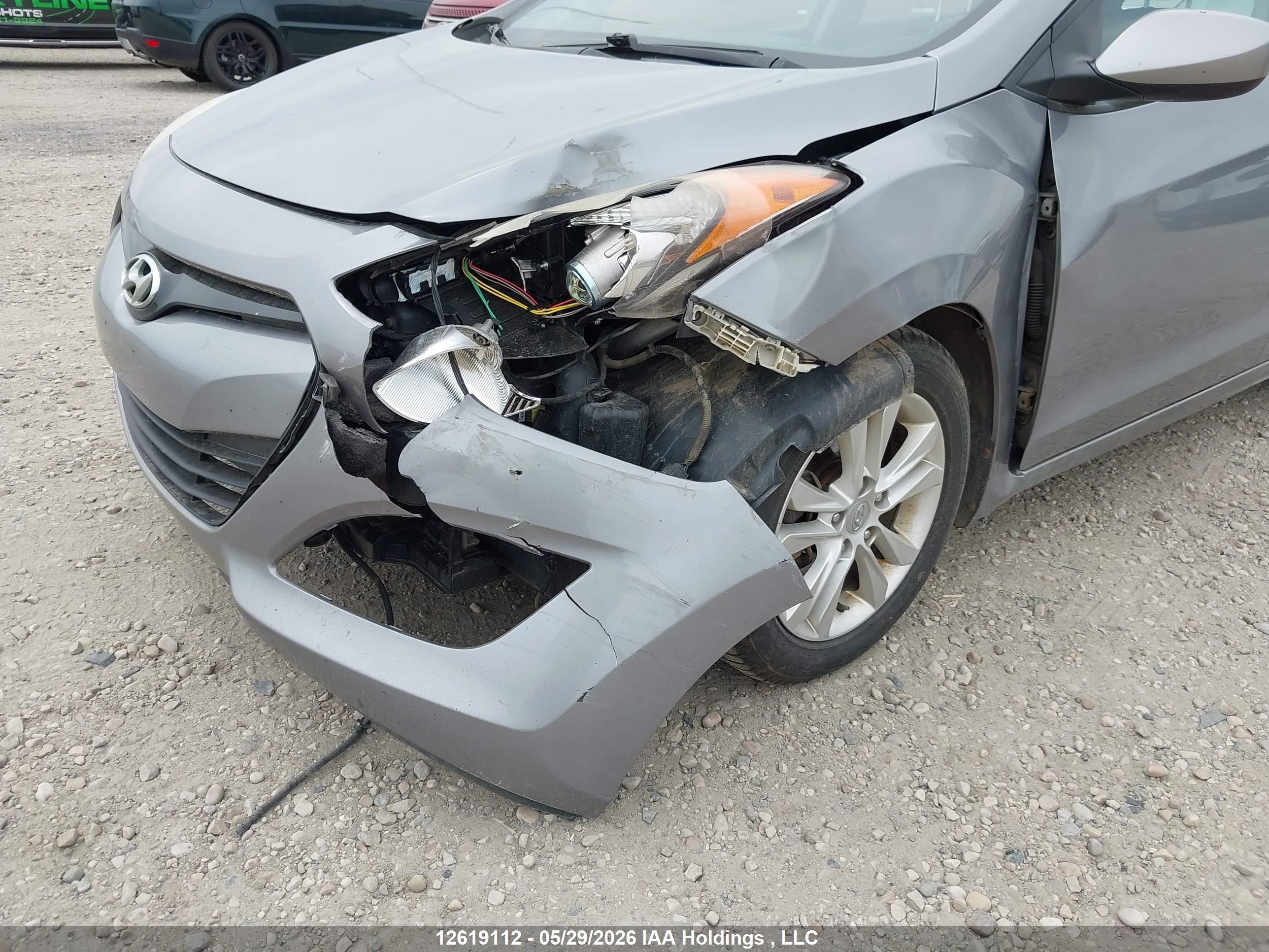 HYUNDAI ELANTRA image 6