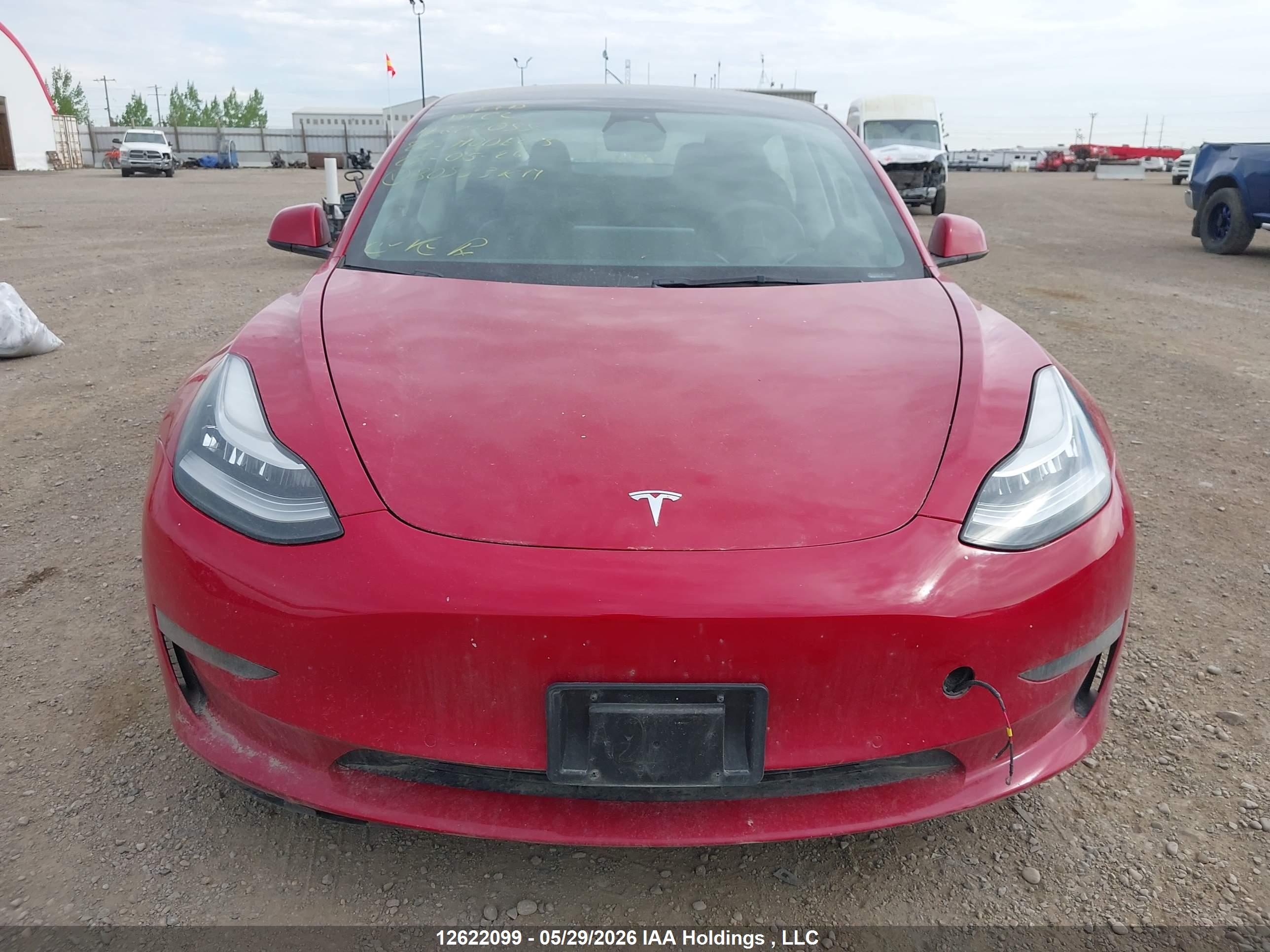 TESLA MODEL image 11