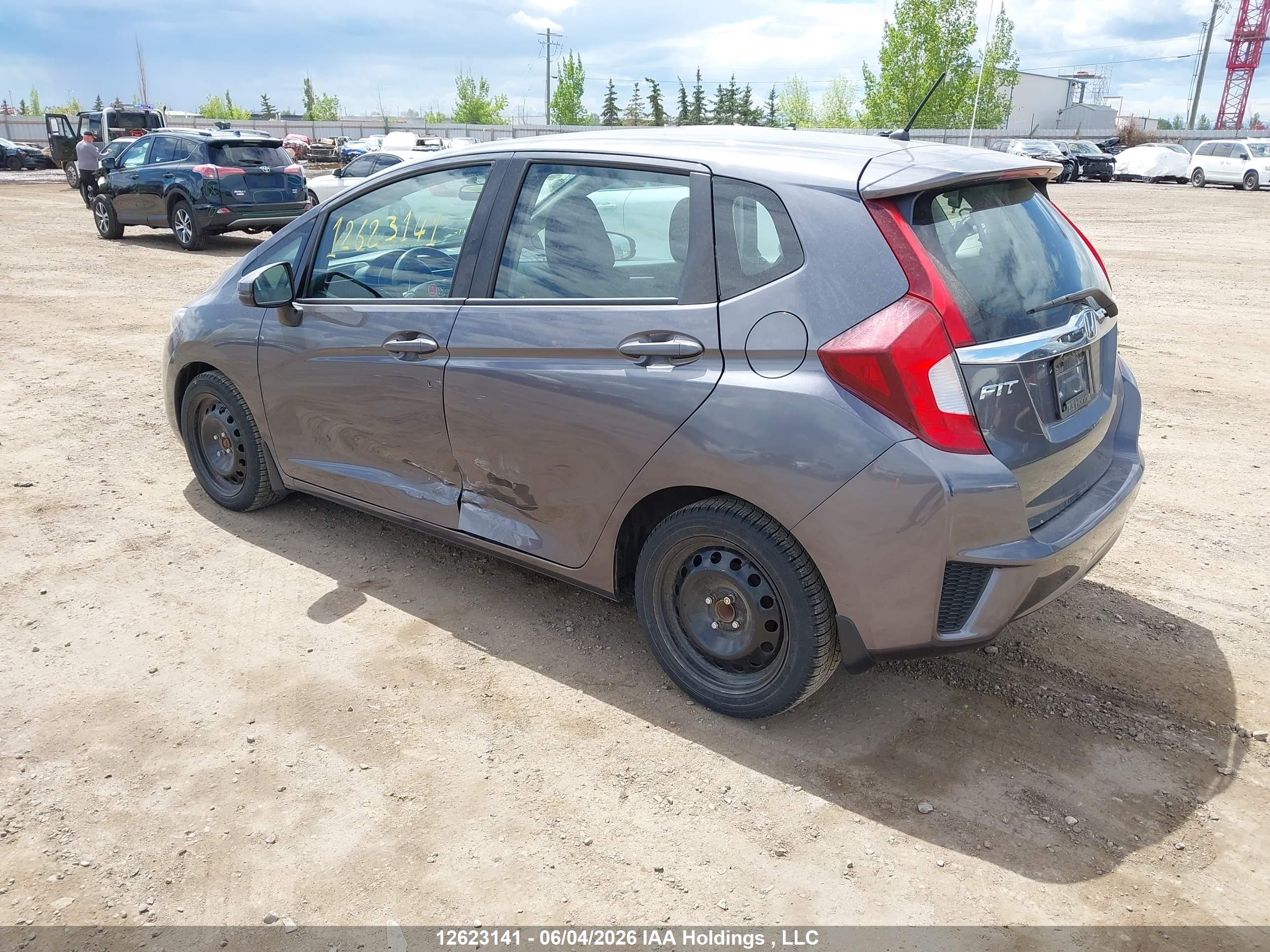 HONDA FIT image 3