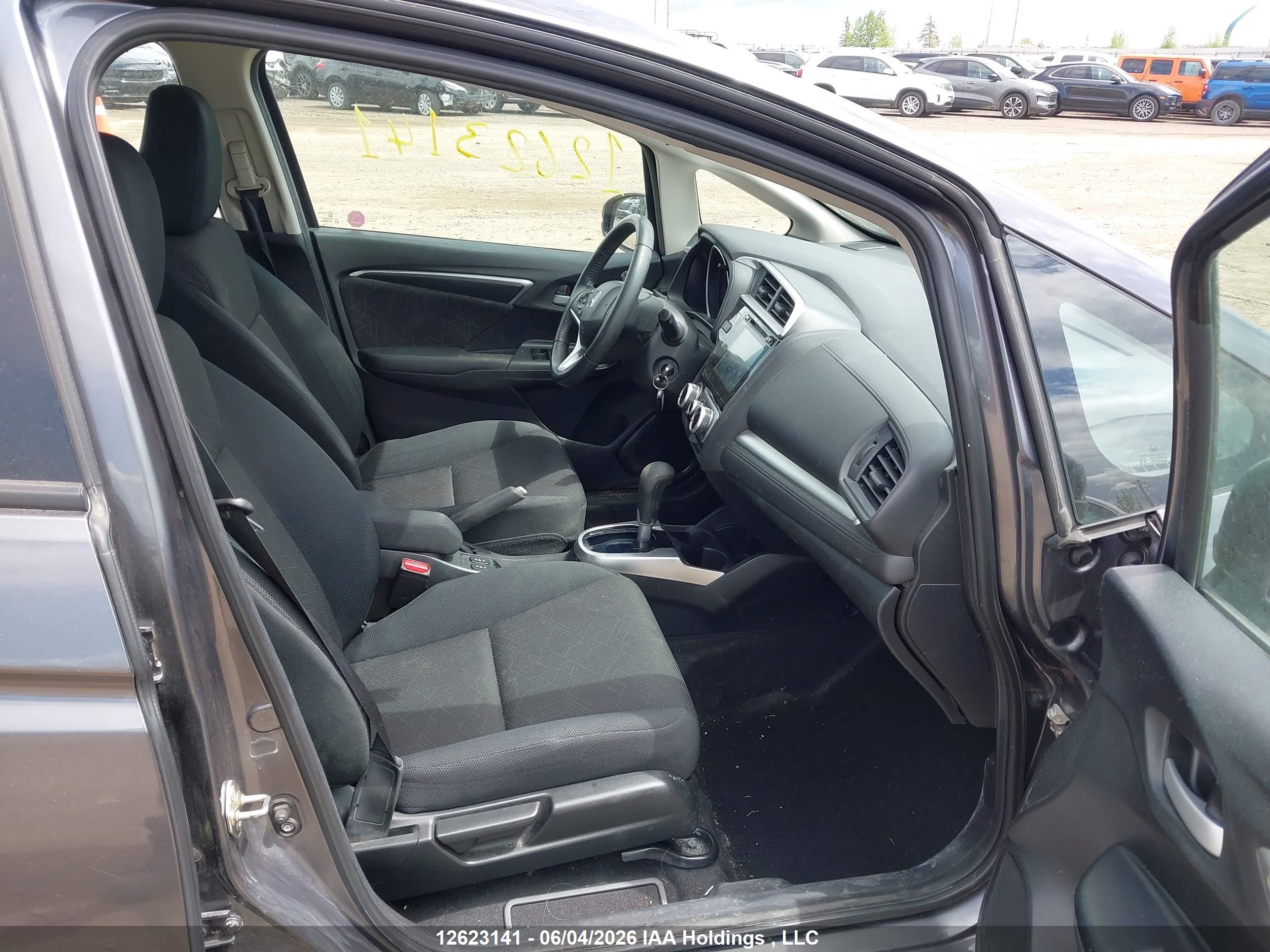 HONDA FIT image 5