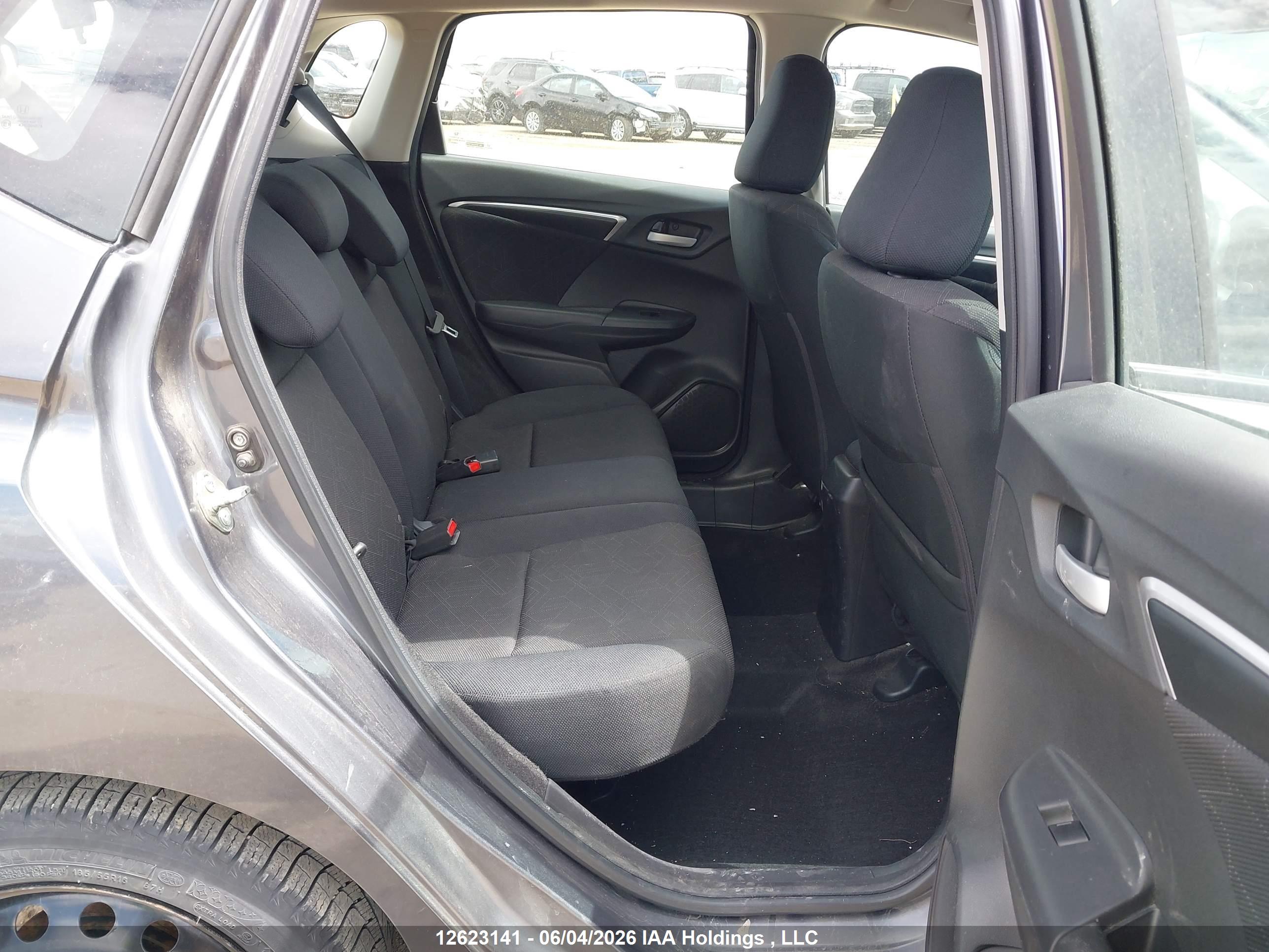 HONDA FIT image 8