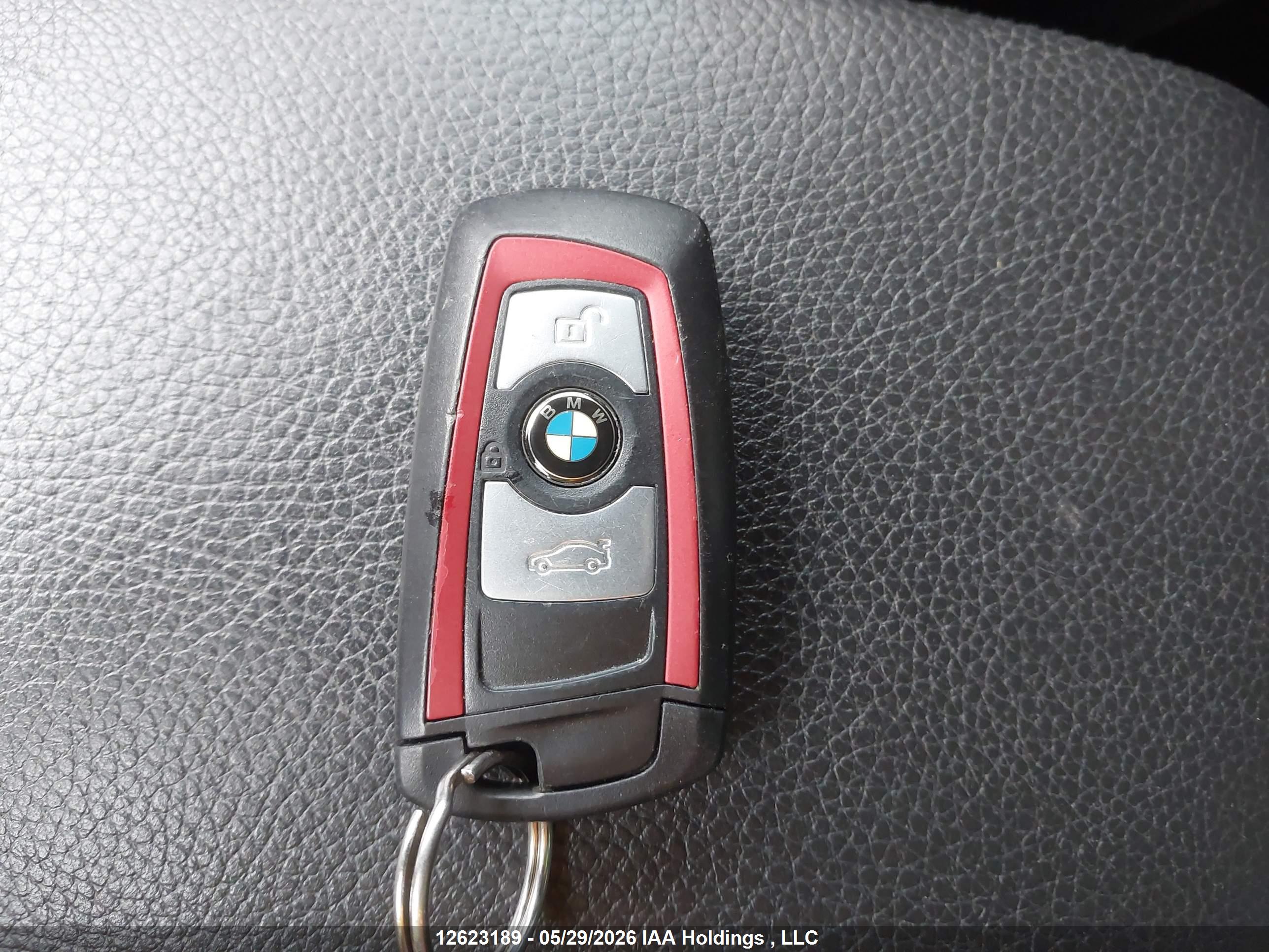 BMW 320 image 11
