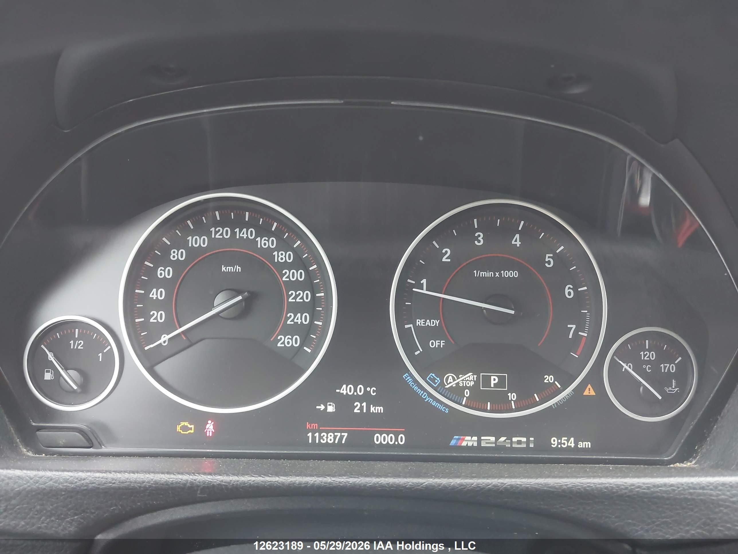 BMW 320 image 7