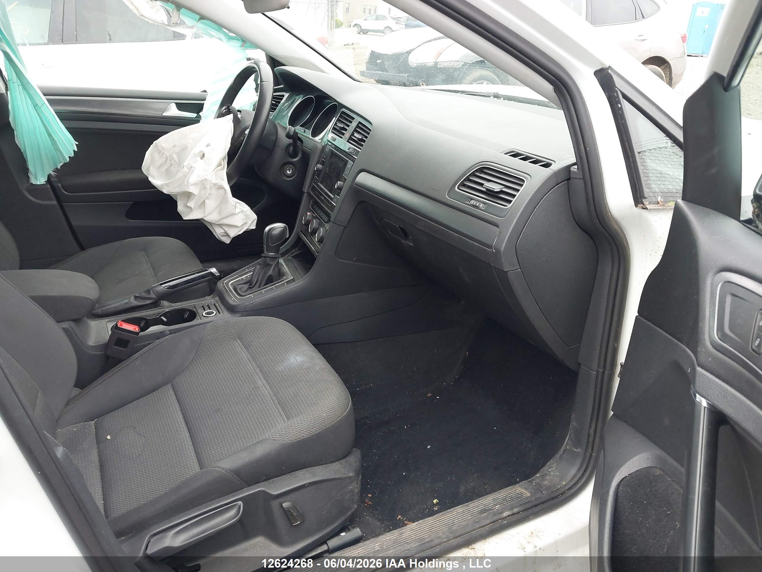 VOLKSWAGEN GOLF image 5