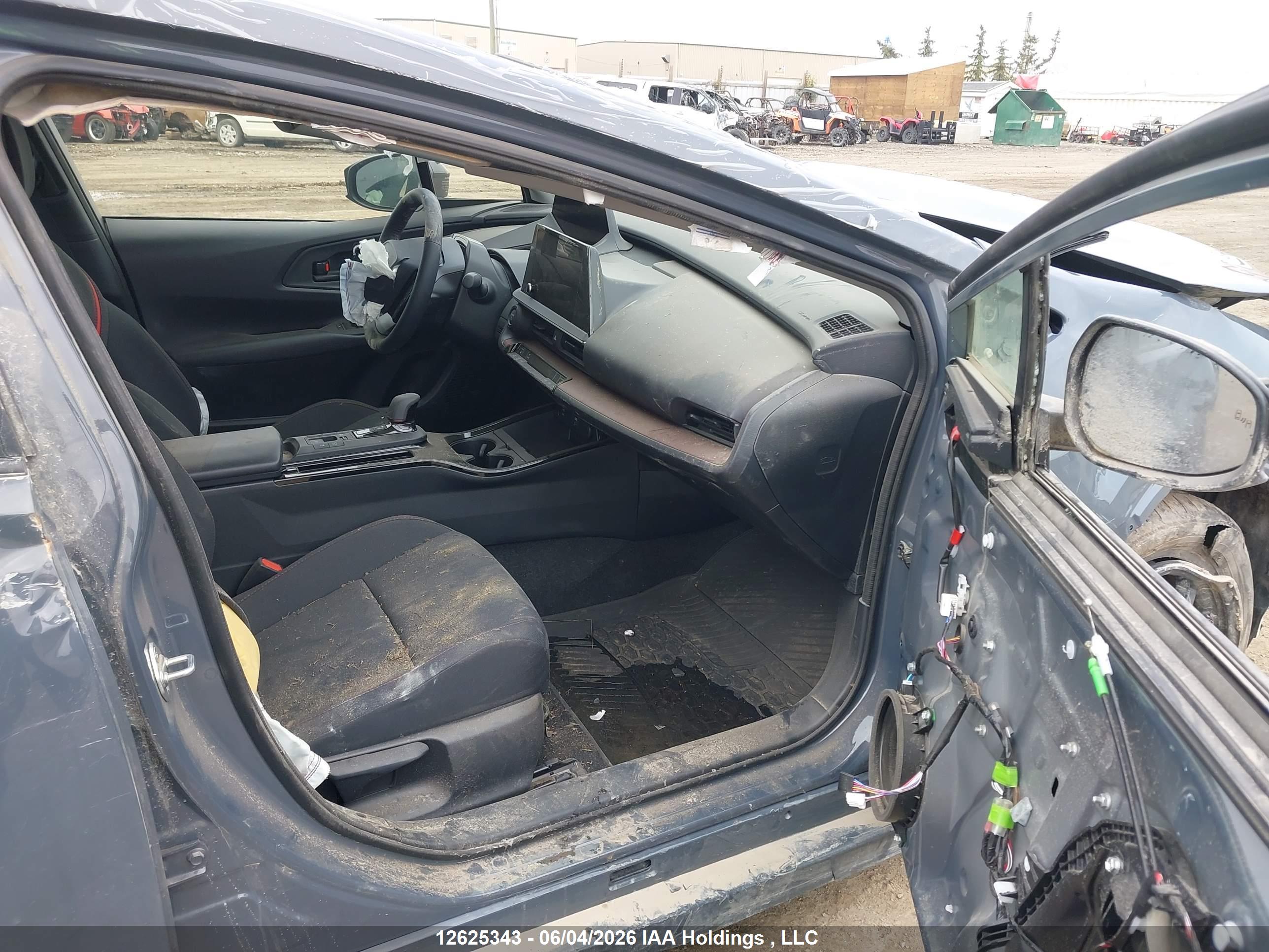 TOYOTA PRIUS image 5