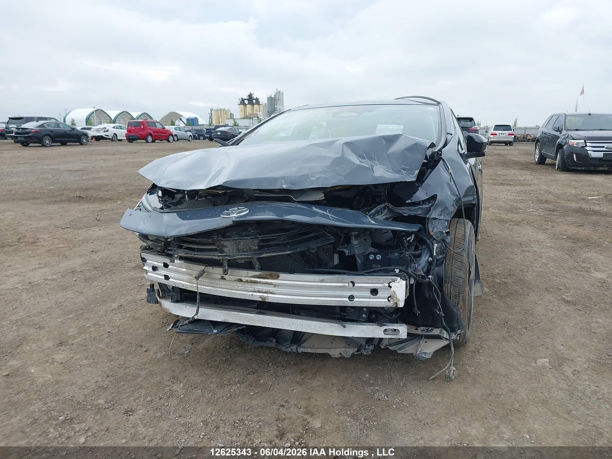 TOYOTA PRIUS image 6