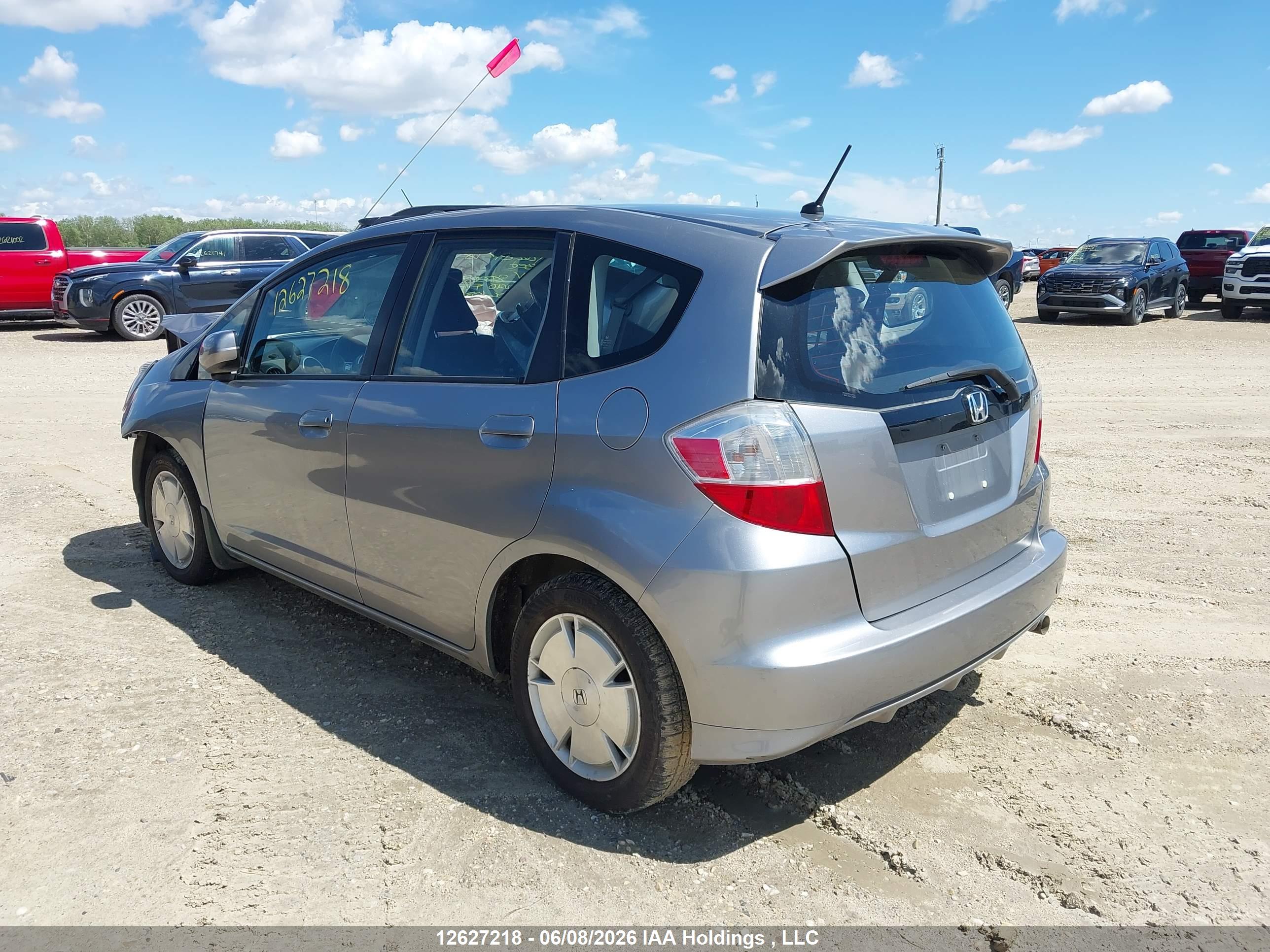 HONDA FIT image 3