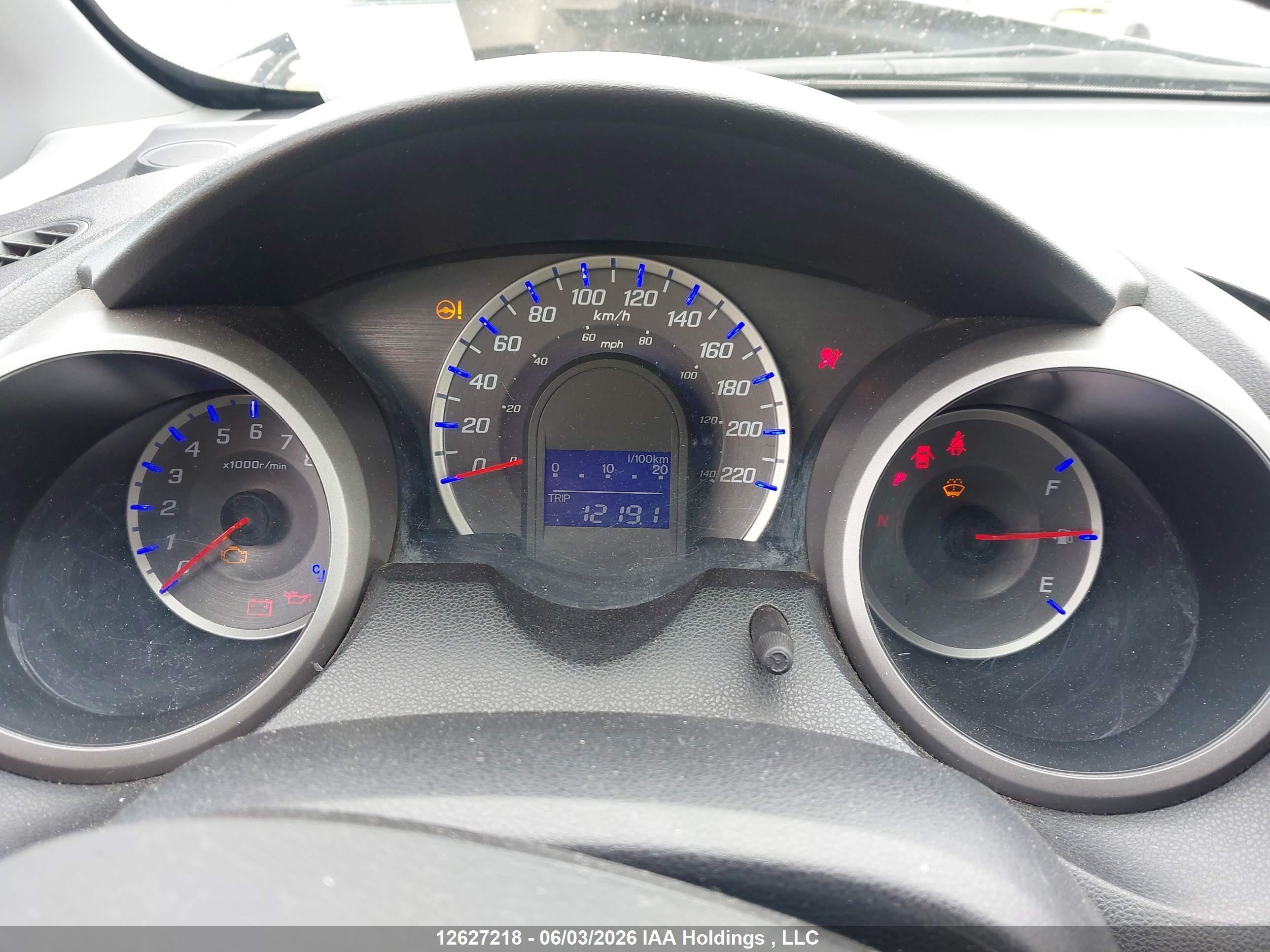 HONDA FIT image 7
