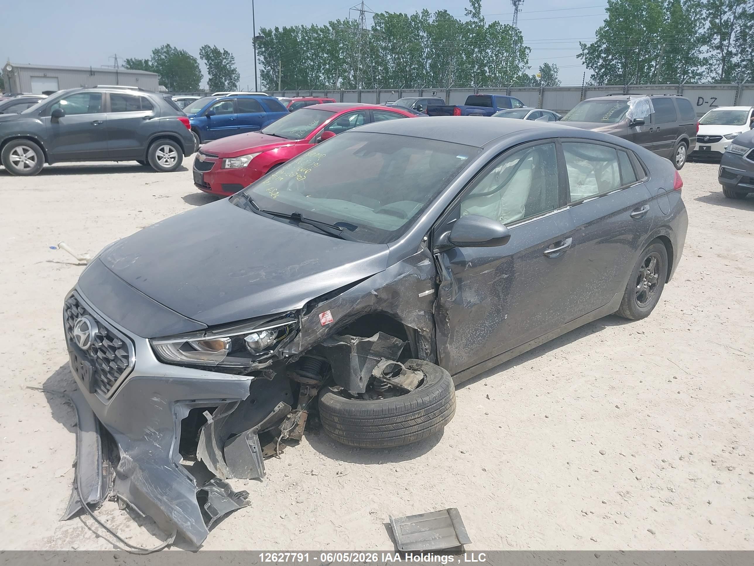 HYUNDAI IONIQ image 6