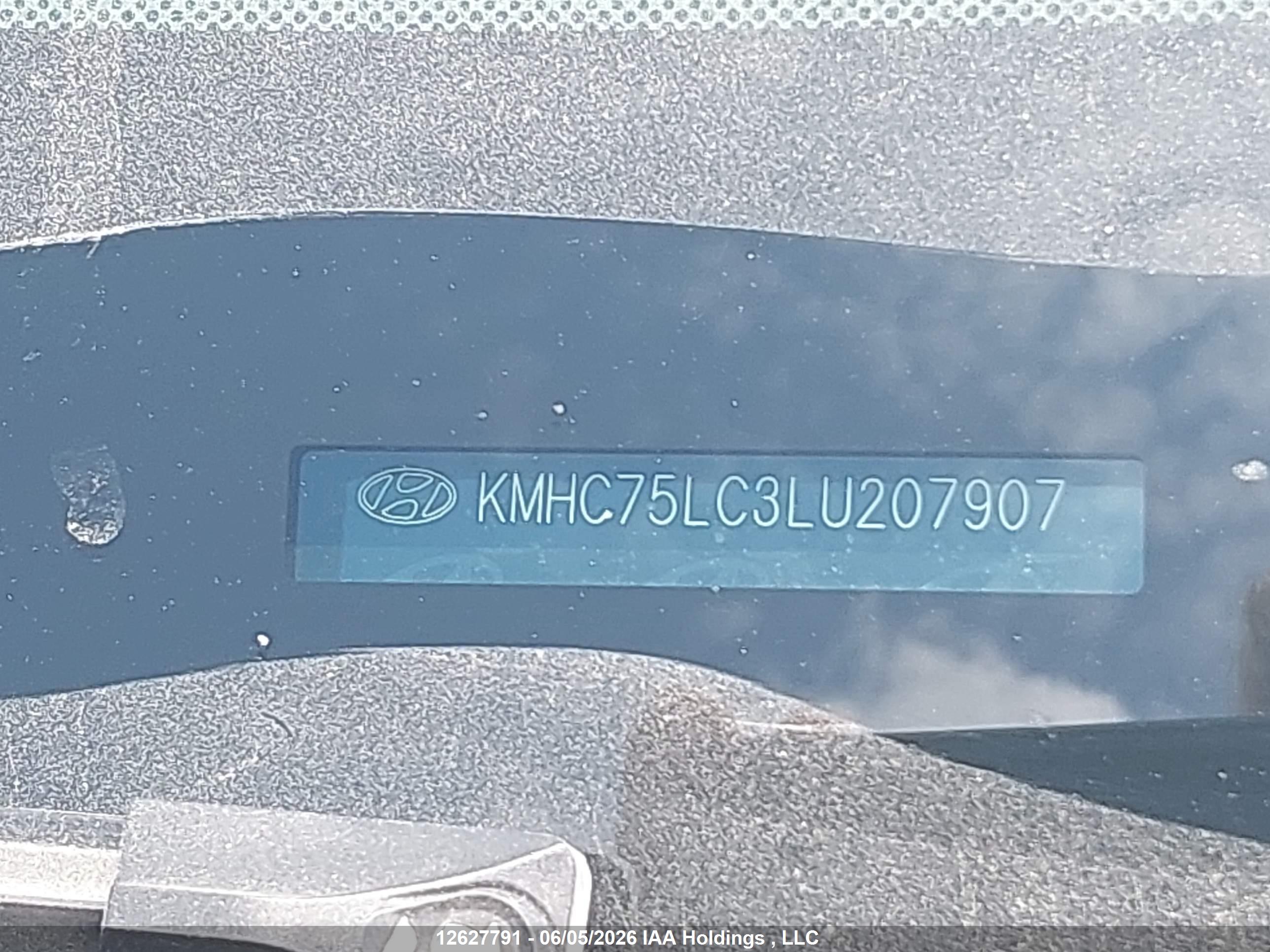 HYUNDAI IONIQ image 9