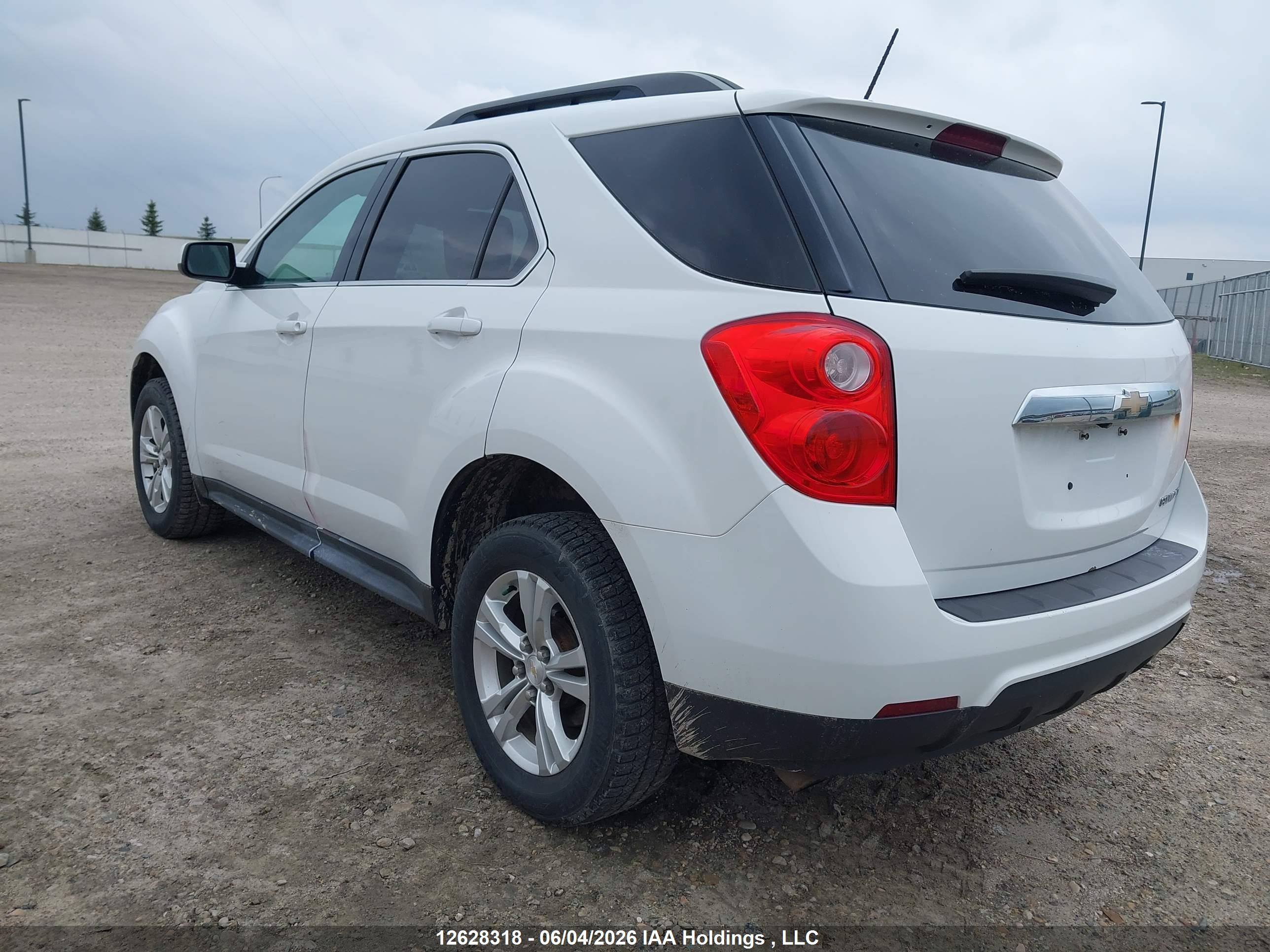 CHEVROLET EQUINOX image 3