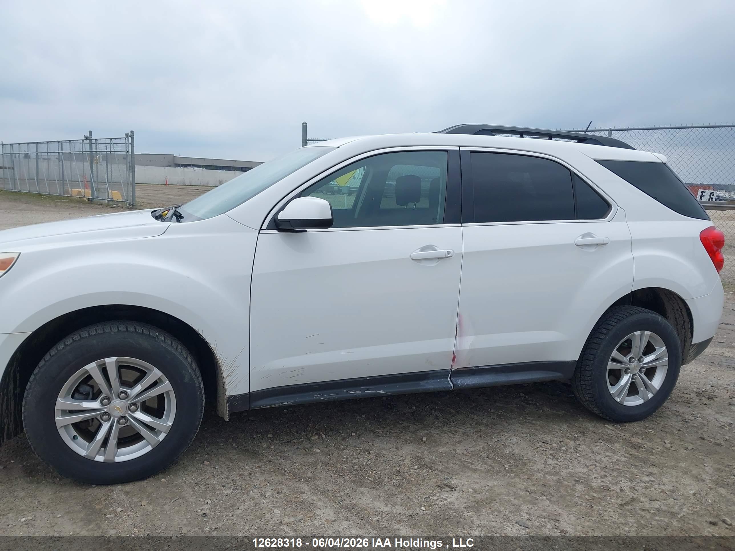 CHEVROLET EQUINOX image 6