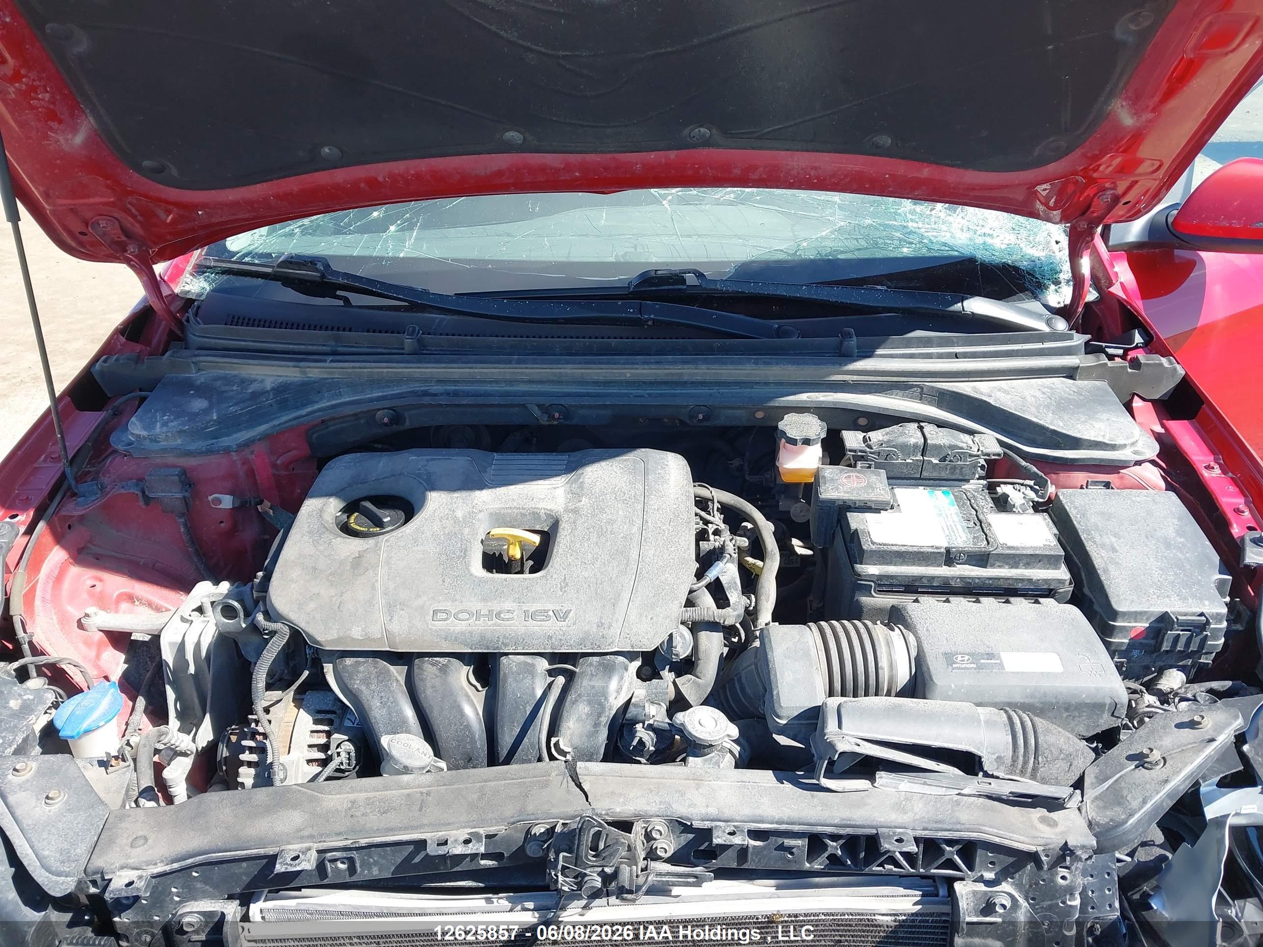 HYUNDAI ELANTRA image 10