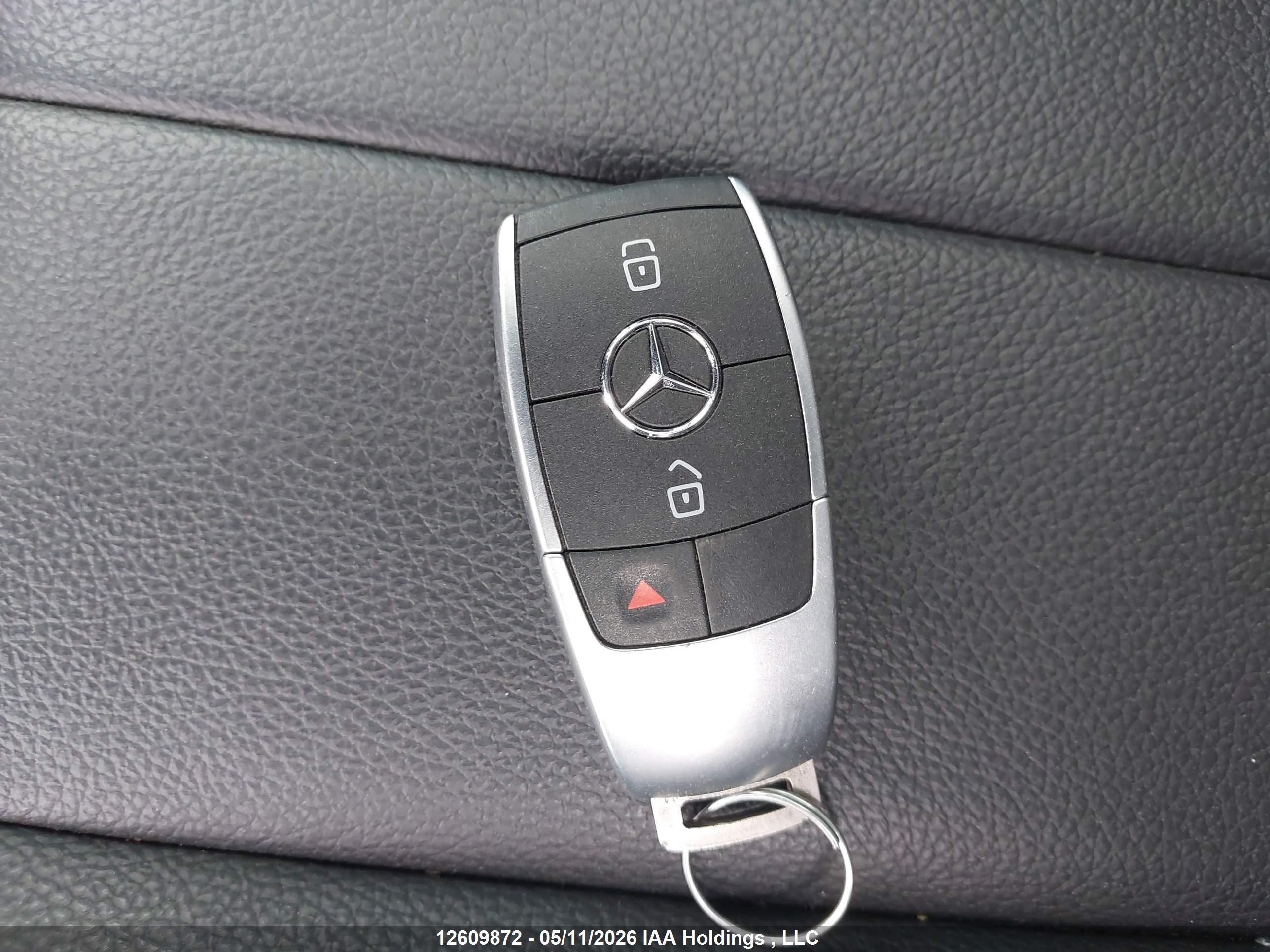 MERCEDES-BENZ A image 10