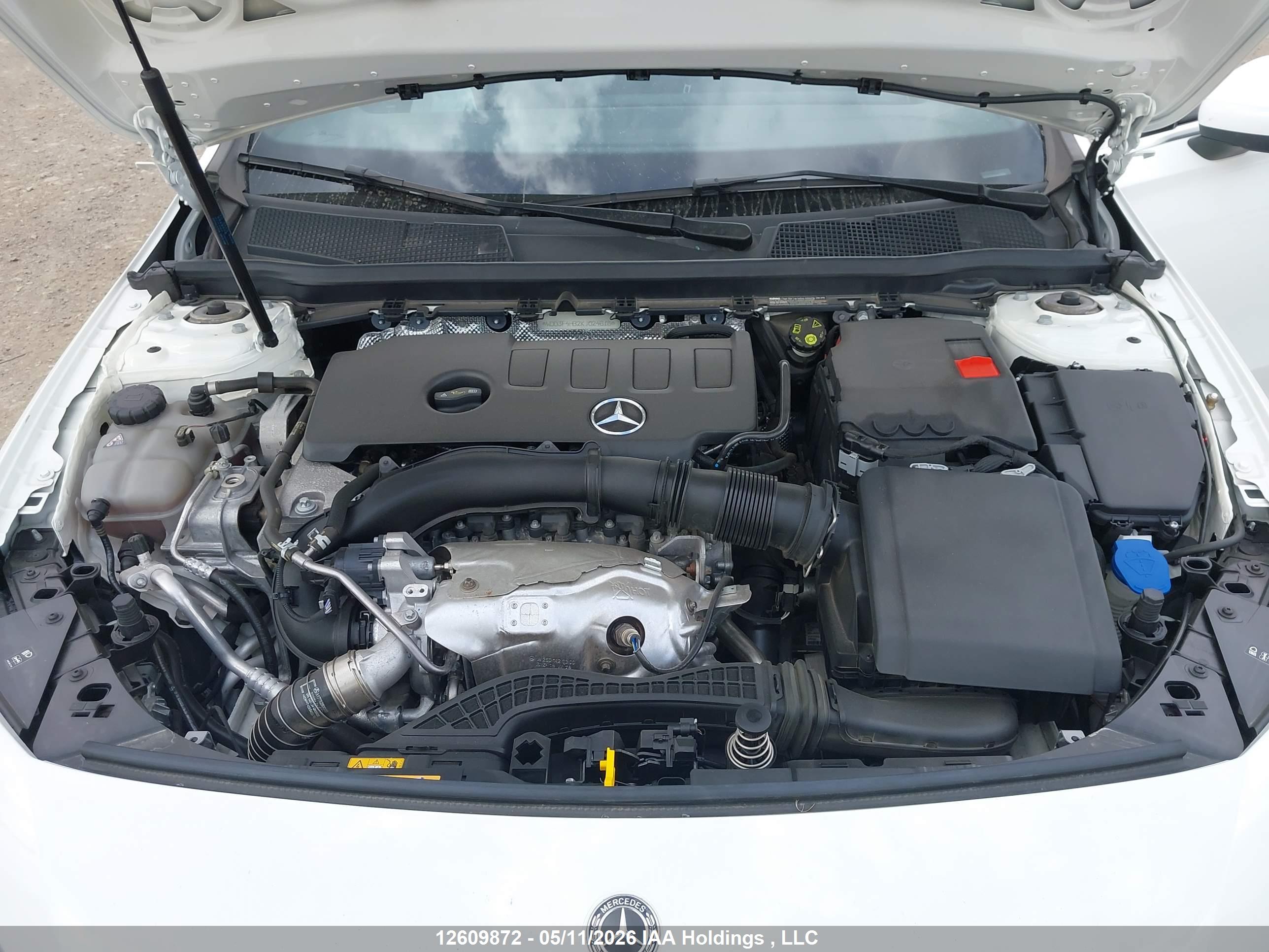 MERCEDES-BENZ A image 9