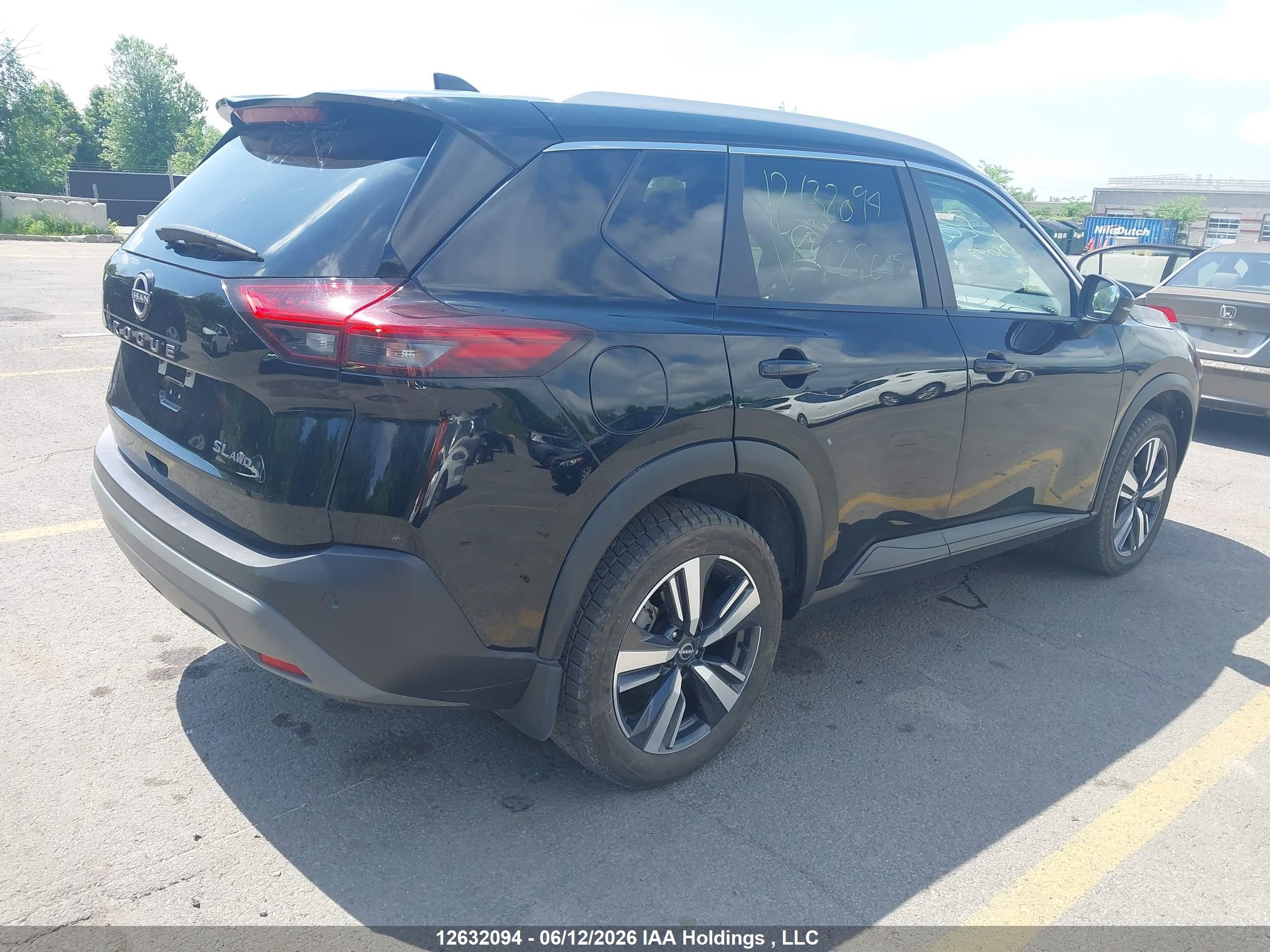NISSAN ROGUE image 4