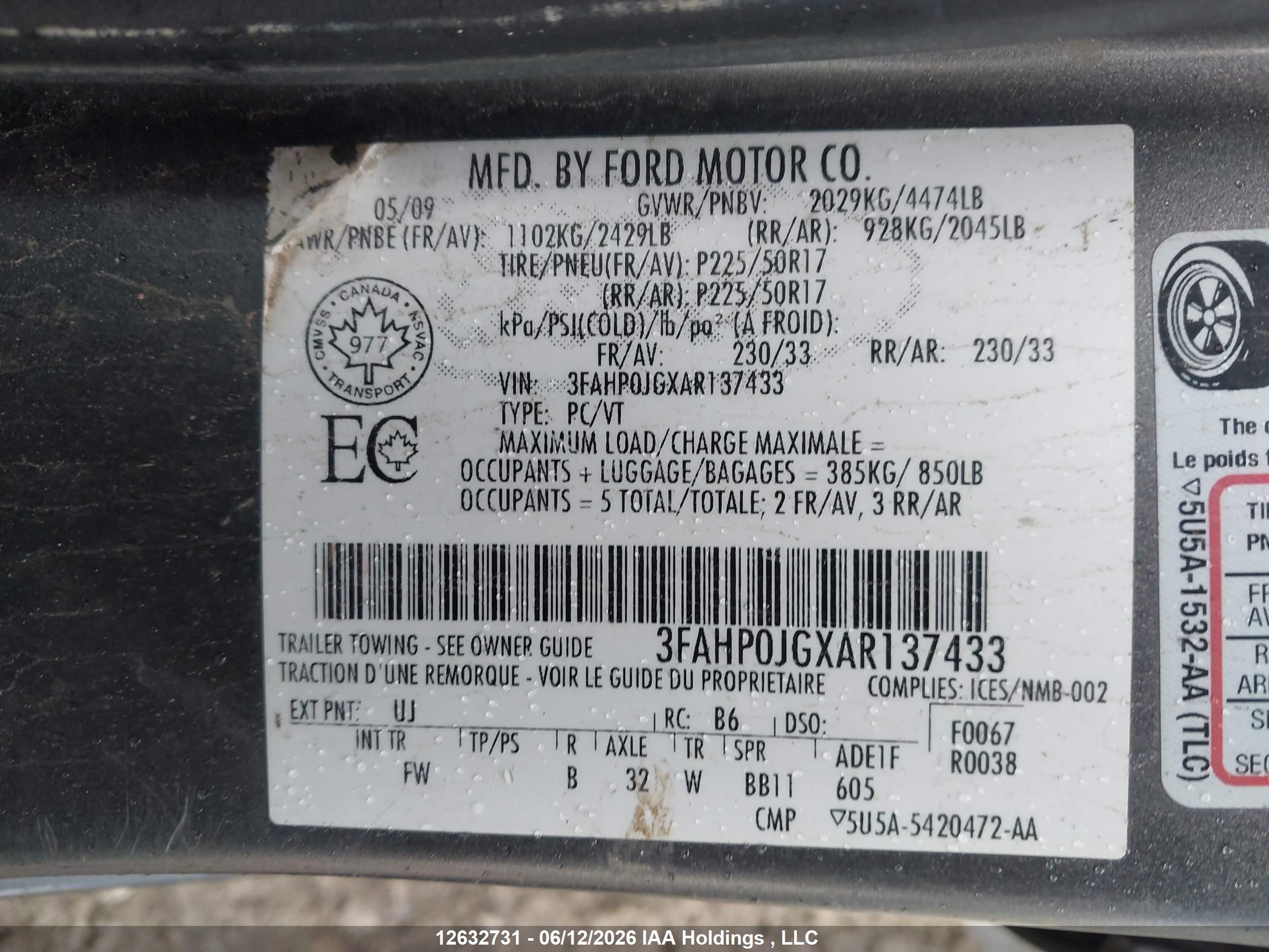 FORD FUSION image 9