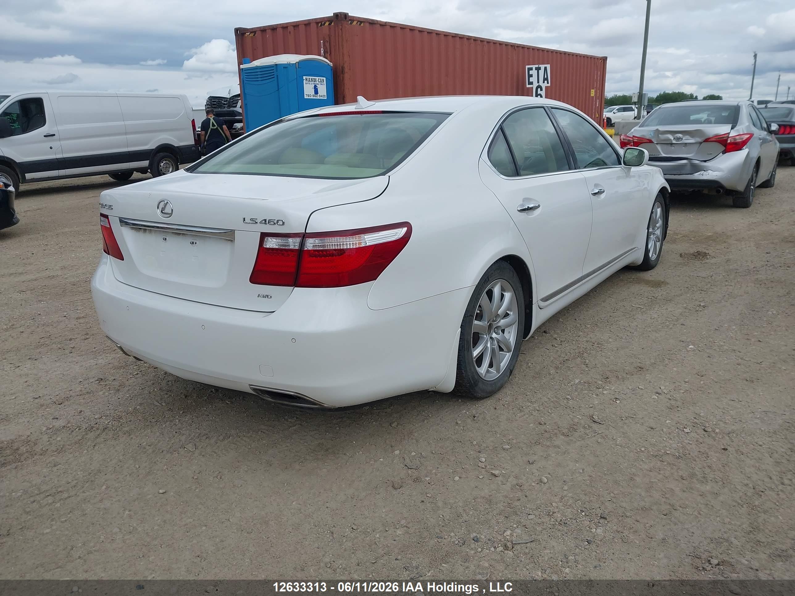 LEXUS LS image 4
