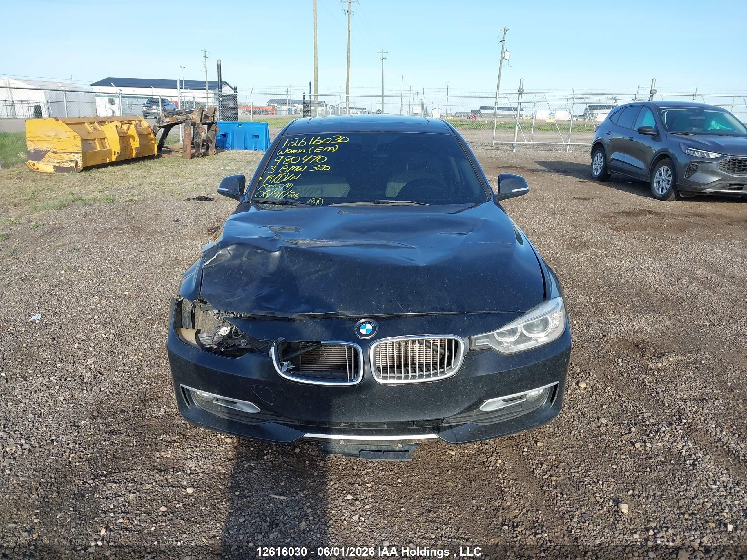 BMW 320I image 11