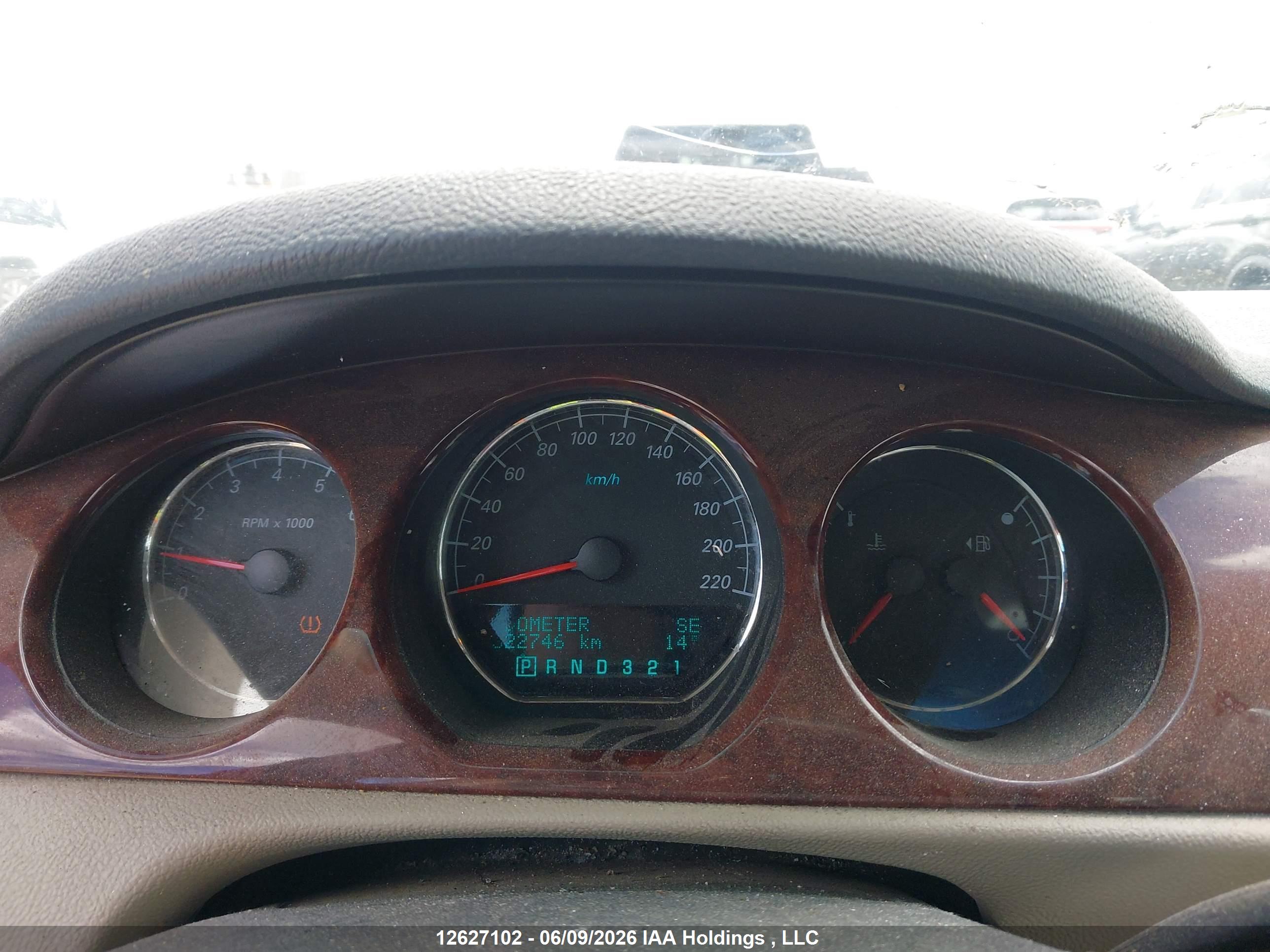 BUICK LUCERNE image 7